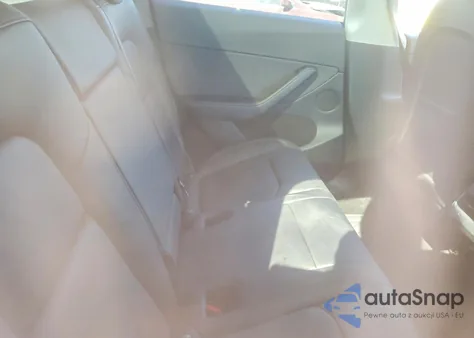 2023 Tesla Model Y from USA, damaged, VIN 7SAYGDEE8PF715536